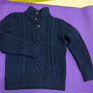 Size M (8) Gap sweater